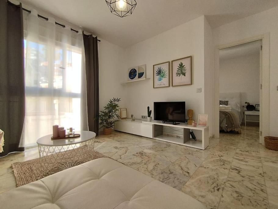 Love Rent4 Malaga Lyli توريمولينوس المظهر الخارجي الصورة