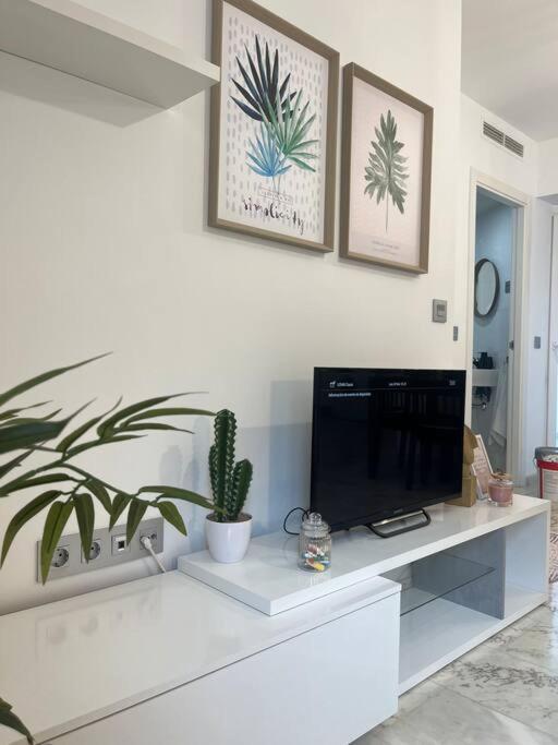 Love Rent4 Malaga Lyli توريمولينوس المظهر الخارجي الصورة