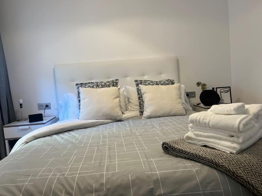 Love Rent4 Malaga Lyli توريمولينوس المظهر الخارجي الصورة