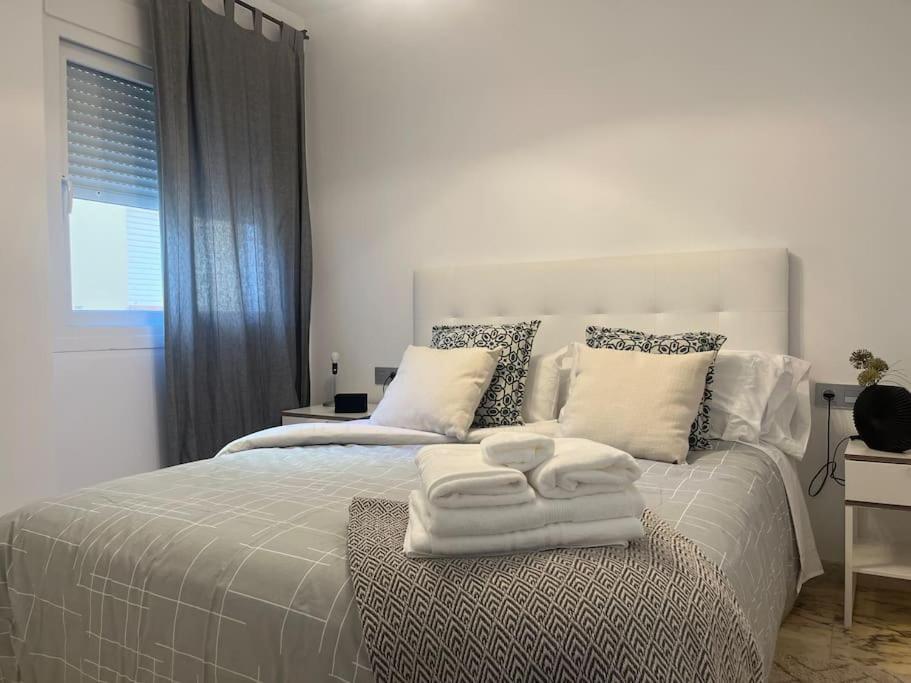 Love Rent4 Malaga Lyli توريمولينوس المظهر الخارجي الصورة