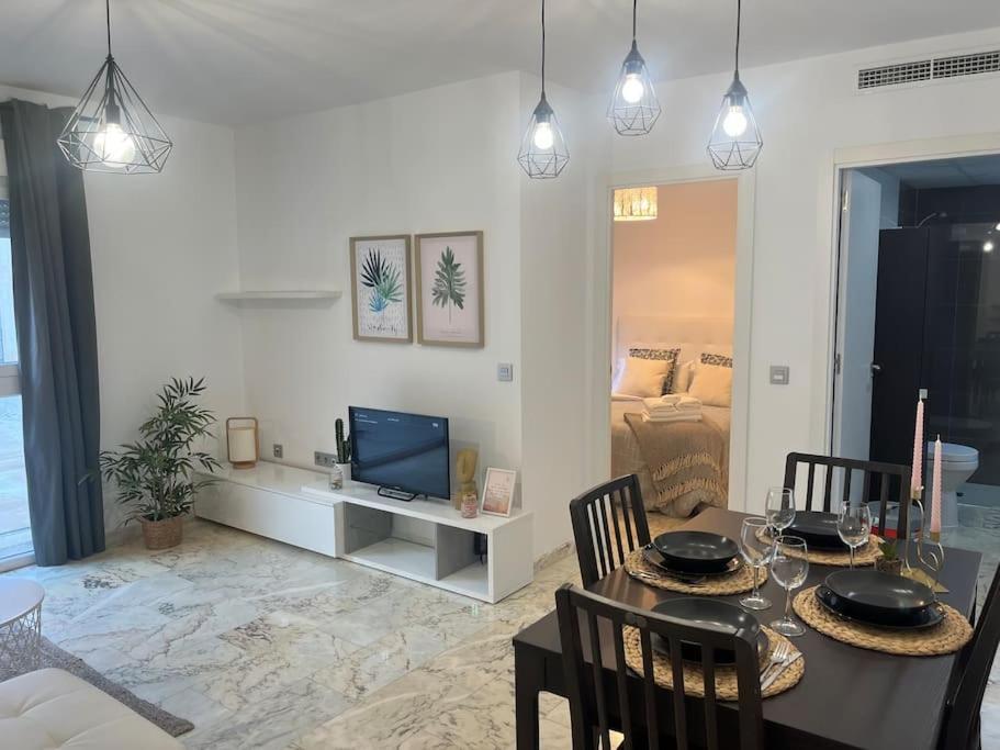 Love Rent4 Malaga Lyli توريمولينوس المظهر الخارجي الصورة